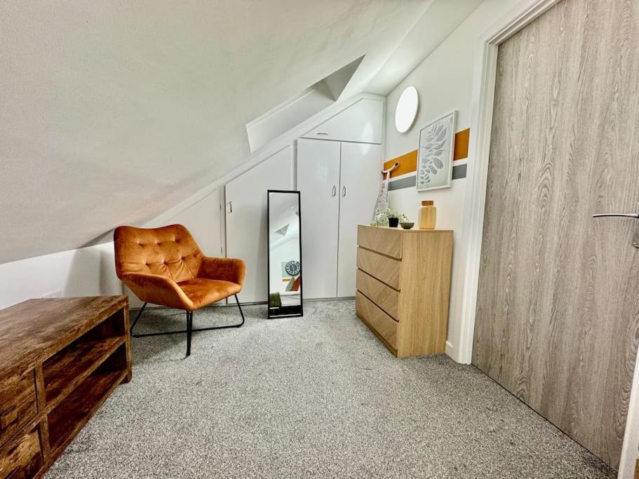Stylish One Bedroom & A Sofa Bed Cardiff Eksteriør bilde