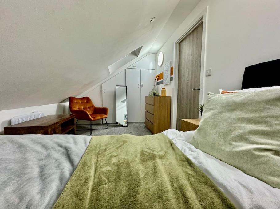 Stylish One Bedroom & A Sofa Bed Cardiff Eksteriør bilde